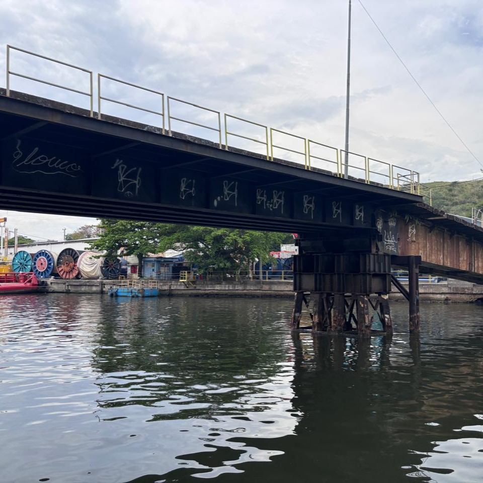 CREA-RJ alerta para risco de desabamento de ponte em Niterói