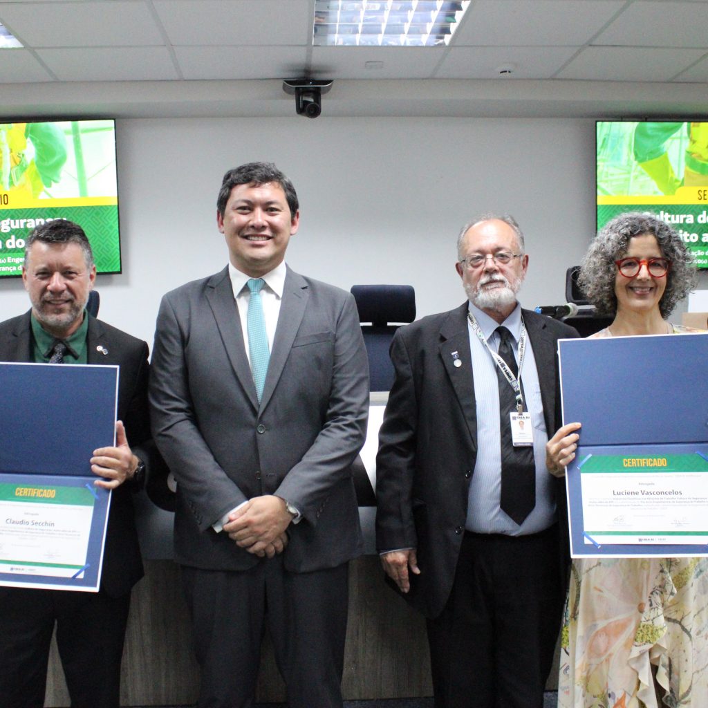 Dia do Engenheiro e do Técnico de Segurança do Trabalho é comemorado em seminário na sede do CREA-RJ