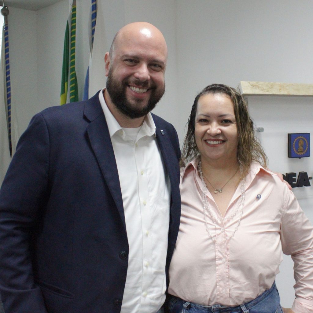 Suze Guimarães é a primeira conselheira geofísica do CREA-RJ